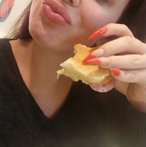 Meet your Posher, Veronica